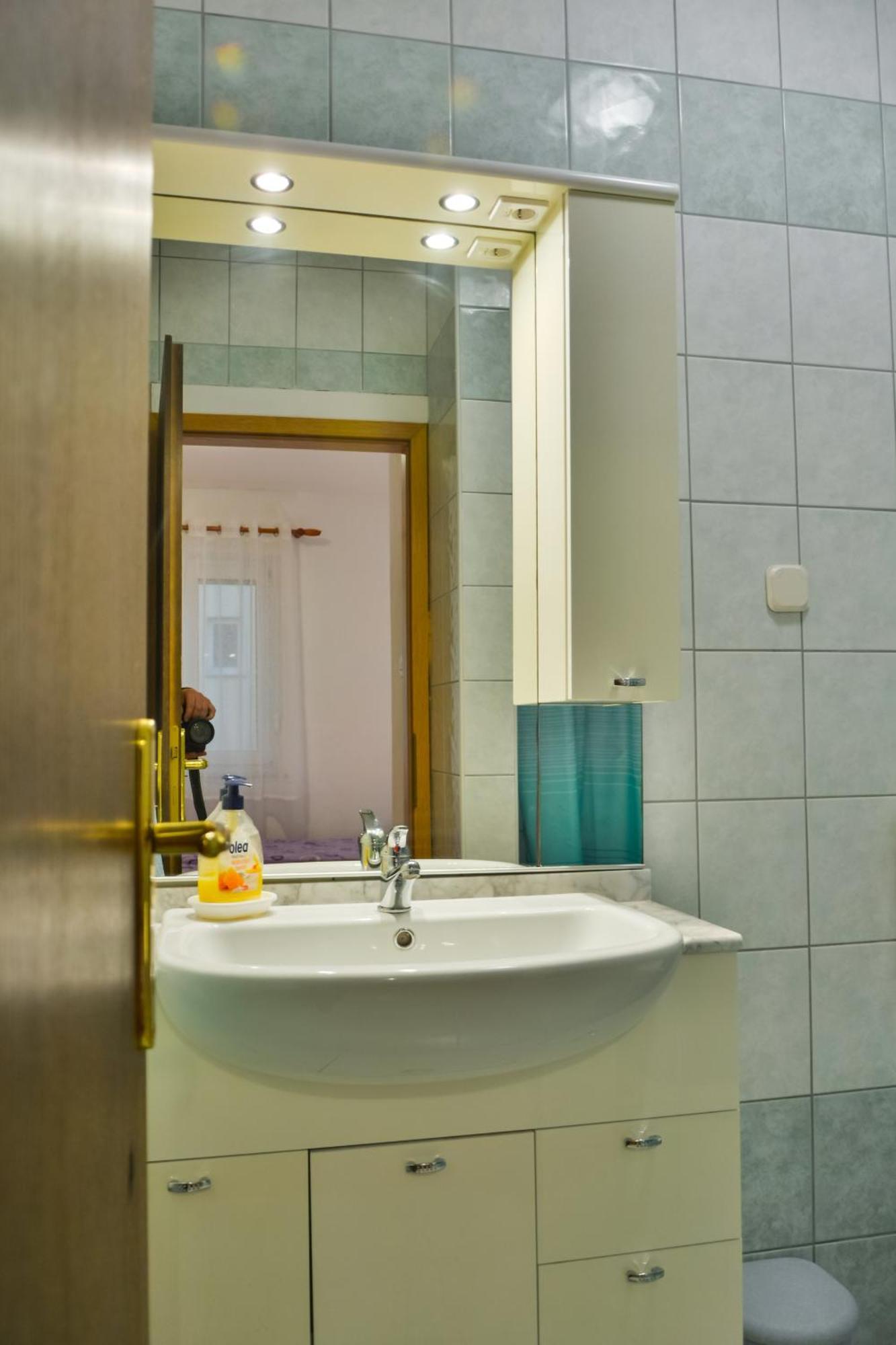 Apartments With A Parking Space Senj - 11520 部屋 写真