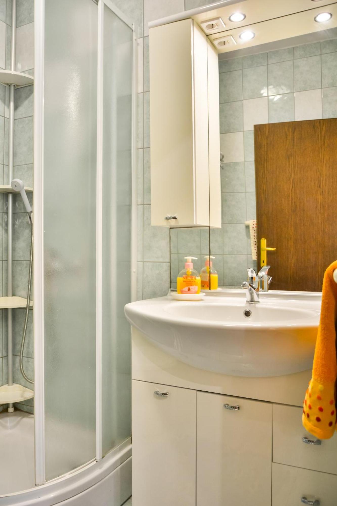 Apartments With A Parking Space Senj - 11520 部屋 写真